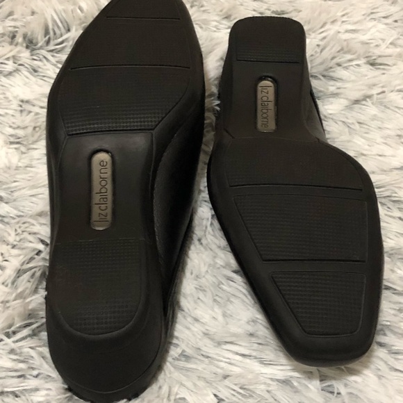 Liz Claiborne Black Leather Mules - Picture 6 of 8